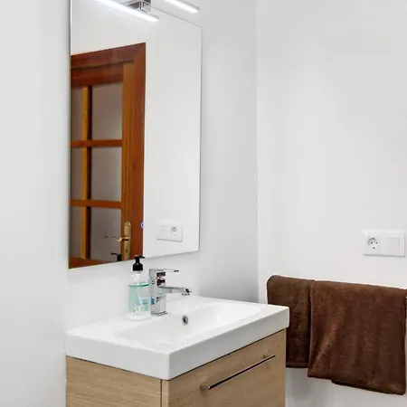 Casa Micaela 1 بيت للعطل *